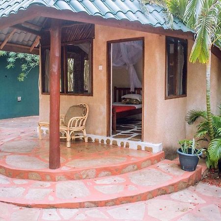 Kijani Cottages Diani Diani Beach Exterior photo