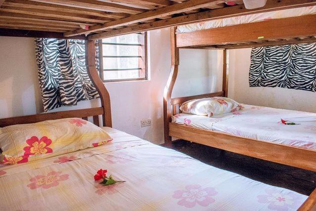 Kijani Cottages Diani Diani Beach Exterior photo