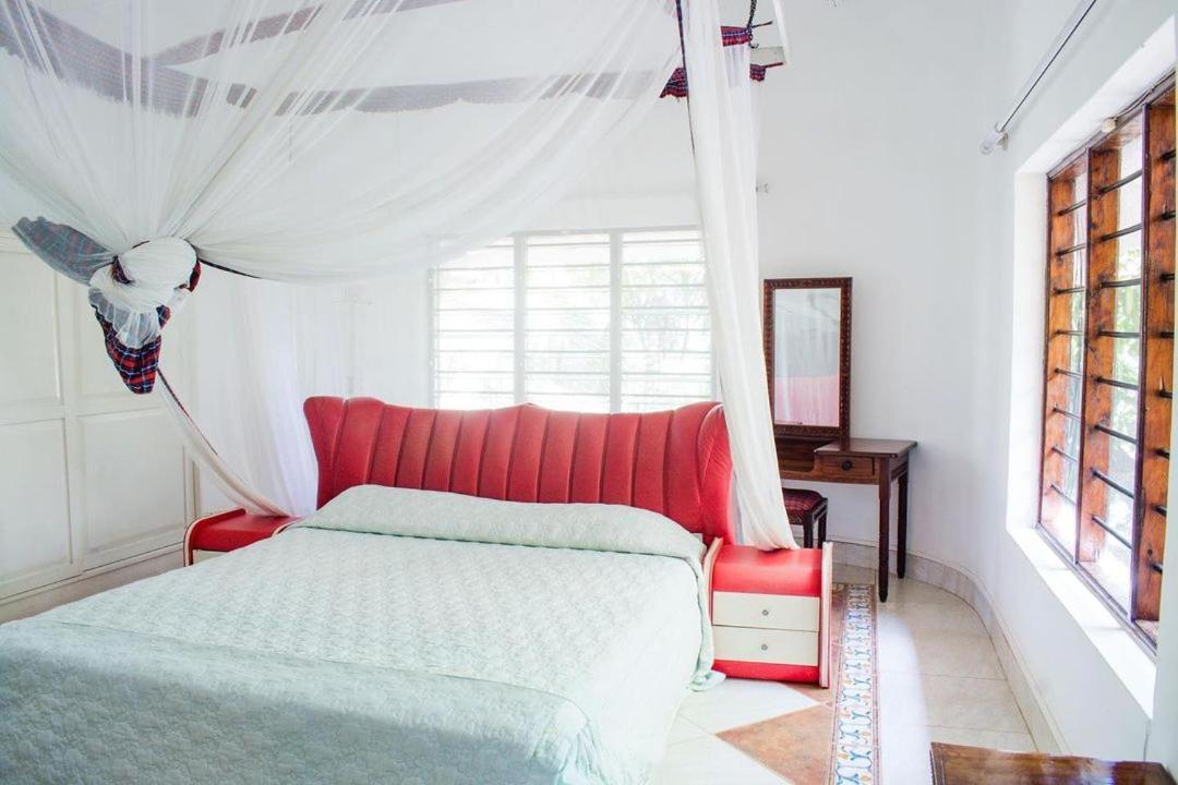Kijani Cottages Diani Diani Beach Exterior photo