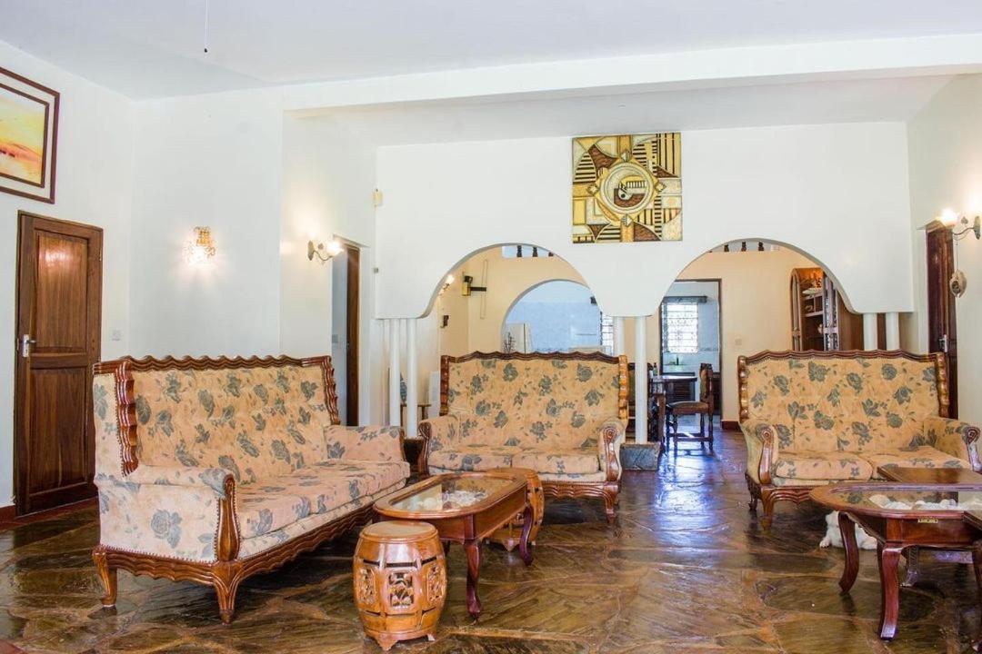Kijani Cottages Diani Diani Beach Exterior photo