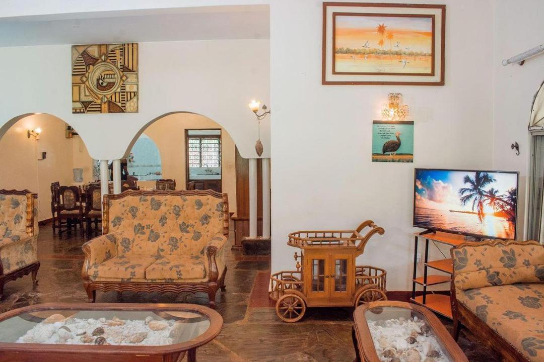 Kijani Cottages Diani Diani Beach Exterior photo
